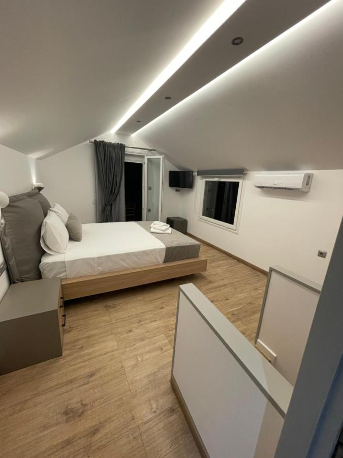 Emiliapartments Skala Sikias ภายนอก รูปภาพ